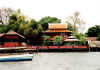 Bangkok, Chao Phraya river 2000.jpg (60040 byte)